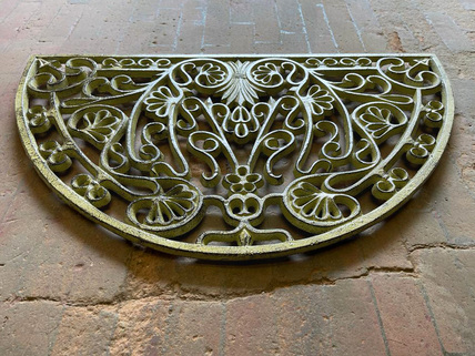 semi-circular cast iron doormat